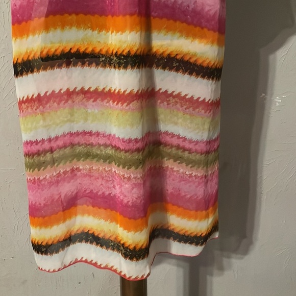 Small Lilypad cold shoulder pink ombré round neck B louse tunic top - Picture 11 of 16